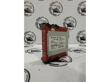 Allen-Bradley Guardmaster GSR DI Safety Relay