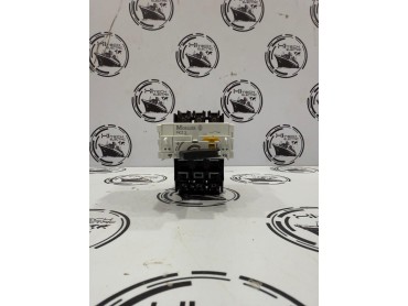 Eaton Moeller PKZ2 Motor Circuit Breaker (PKZ2/ZM-25(16-25A)) with ABB Label