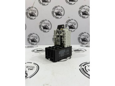 Eaton Moeller PKZ2 Motor Circuit Breaker (PKZ2/ZM-25(16-25A)) with ABB Label