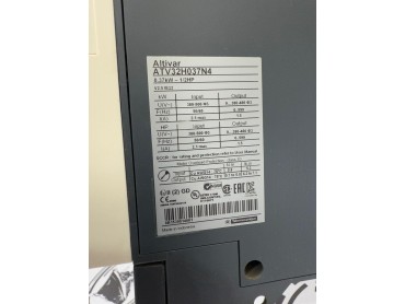 Schneider Altivar ATV32H037N4 Variable Frequency Drive (VFD) – 0.37kW / 1/2HP