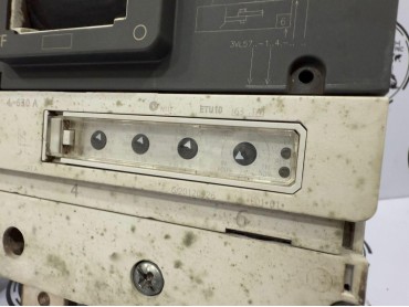 Siemens VL400 Air Circuit Breaker